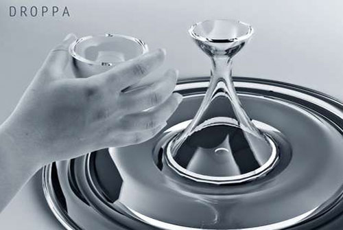 頂部是一個(gè)杯子、中間就是瓶子、底部是托盤(pán)