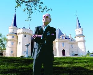 南京私人銀行會(huì)員訂購(gòu)20桶奢侈葡萄酒。