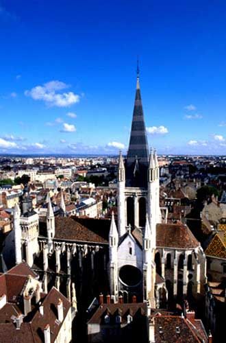 賞美景養(yǎng)身心 父親節(jié)養(yǎng)生之旅5大推薦地