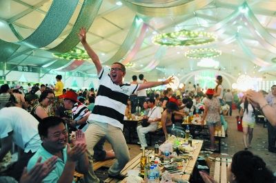 雪花啤酒大棚內(nèi)