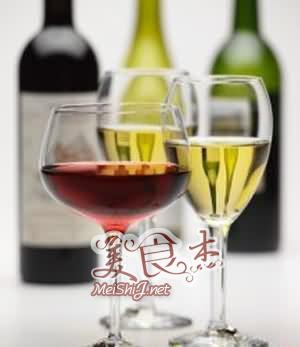 黑紅酒對于一個男人的情意(圖)