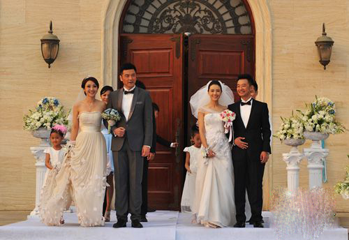 由高圓圓、黃海波主演的電視劇《咱們結(jié)婚吧》在北京張?jiān)?ài)斐堡國(guó)際酒莊拍攝。